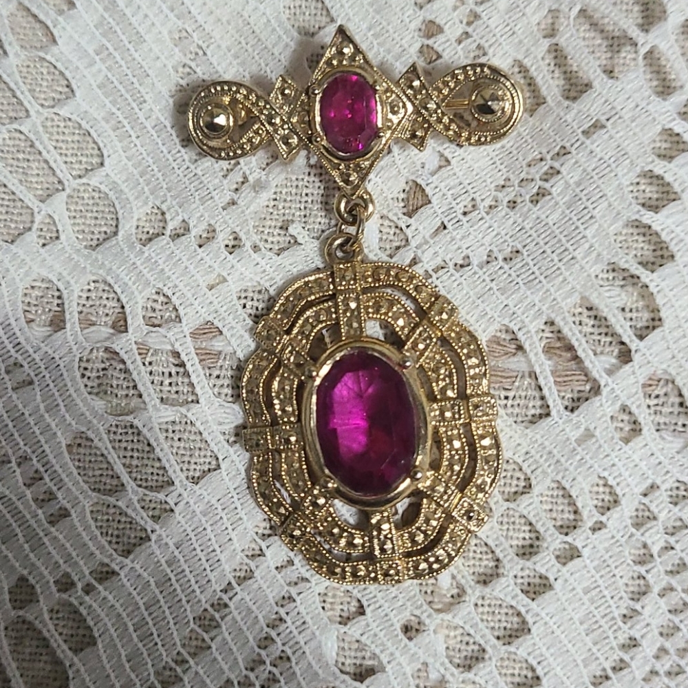Vintage Brooch